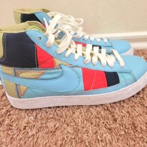 Nike sneakers size 9.5 women